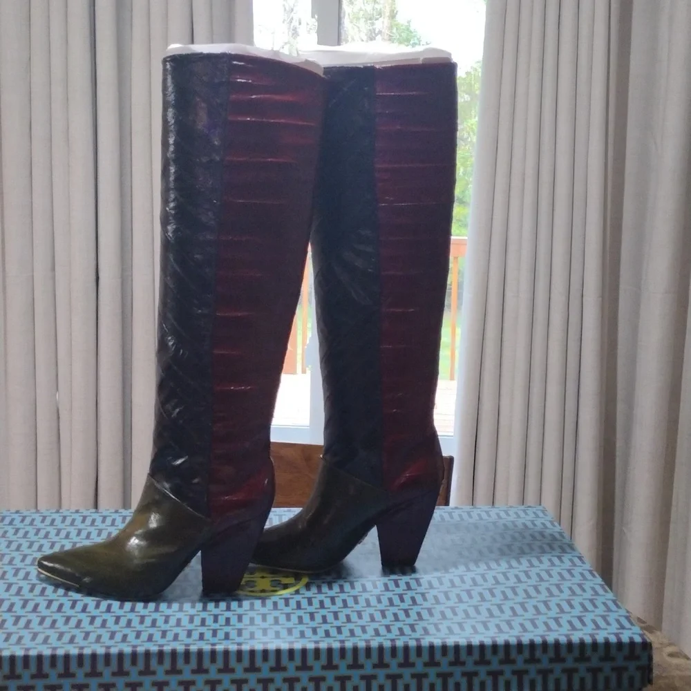 Tory Burch Boots